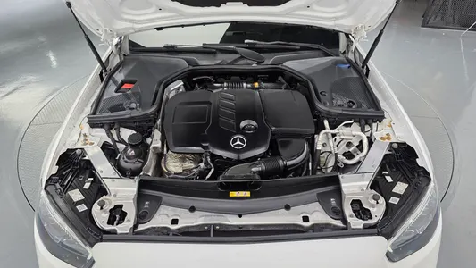 Mercedes-Benz E-Class W213 E220d 4MATIC AMG Line 2021 6