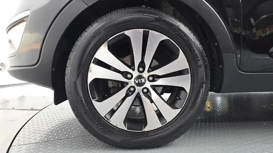 Kia R 2WD TLX 2010 5