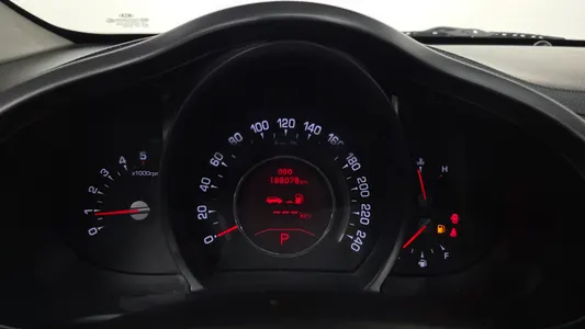 Kia R 2WD TLX 2010 8