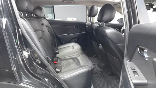 Kia R 2WD TLX 2010 12