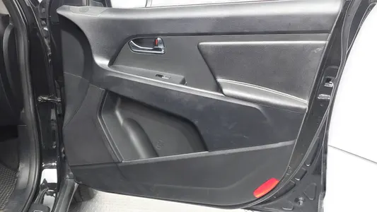 Kia R 2WD TLX 2010 24