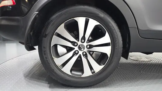 Kia R 2WD TLX 2010 21