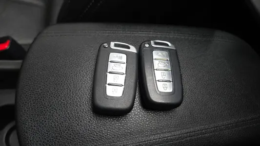 Kia R 2WD TLX 2010 28
