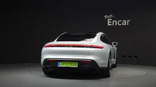 Porsche 타이칸 4S 2025 4