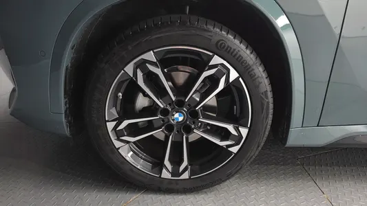BMW X1 (U11) xDrive 20i M 2025 5