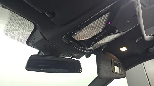 BMW 5 Series (G30) 530i M 2017 27