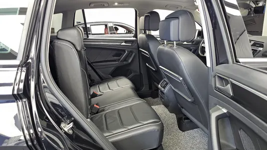 Volkswagen 2 2.0 TDI 4 2020 12