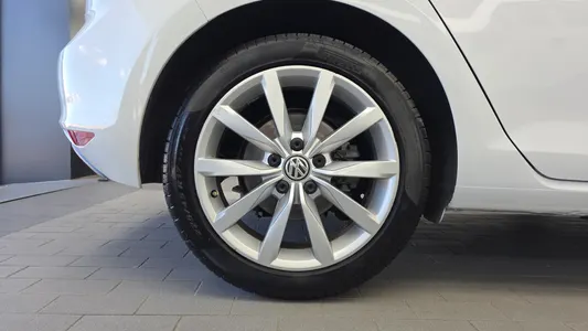 Volkswagen 7 1.4 TSI 2016 5
