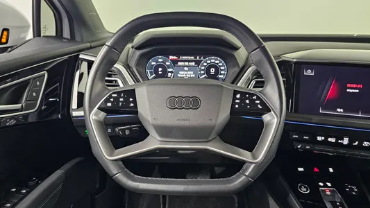 Audi Q4 e- (F4) 40 2023 15