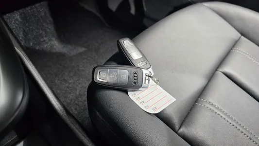 Audi Q4 e- (F4) 40 2023 17