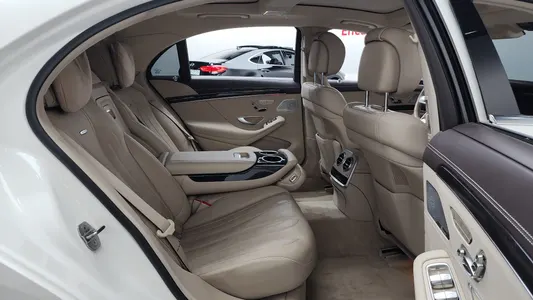 Mercedes-Benz S-Class W222 S63 AMG 4MATIC+ 2018 11