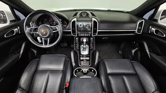 Porsche 카이엔 3.0 2017 7