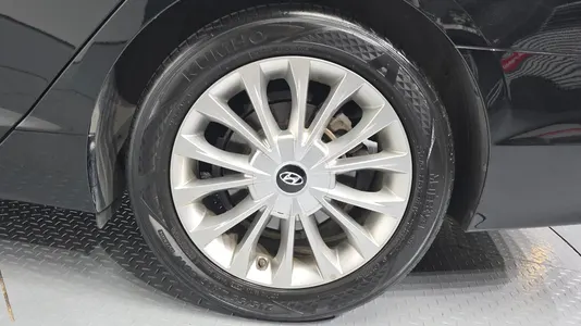 Hyundai LF 2.0 2016 21