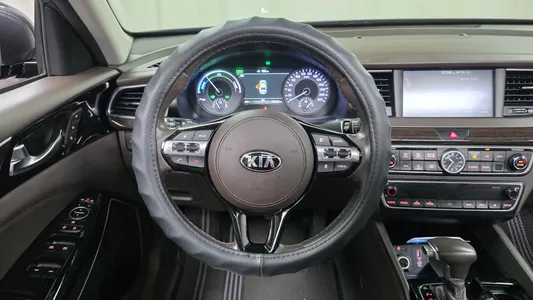 Kia K7 2017 14
