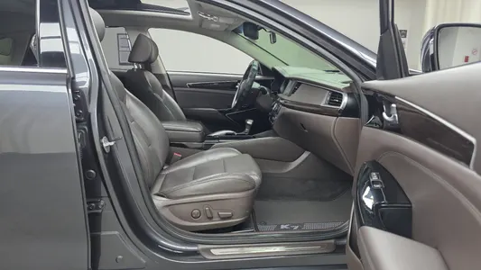 Kia K7 2017 26