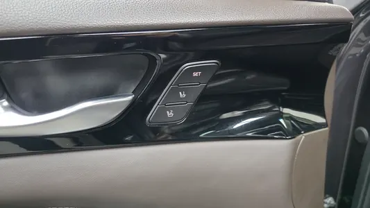 Kia K7 2017 30