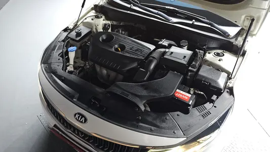 Kia K5 2 2.0 LPI 2019 6