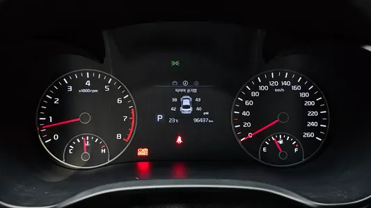Kia K5 2 2.0 LPI 2019 8