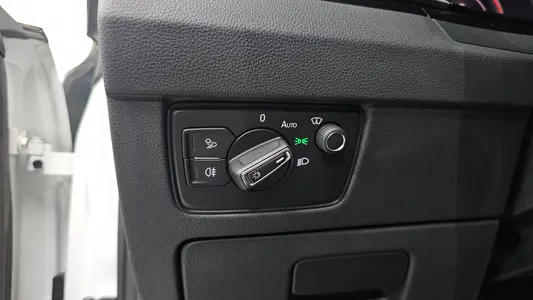 Volkswagen 아테온 2.0 TDI 2022 28
