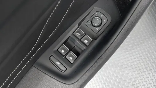 Volkswagen 아테온 2.0 TDI 2022 29