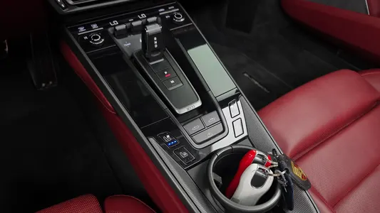 Porsche 911 (992) 2021 9