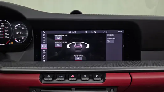 Porsche 911 (992) 2021 16