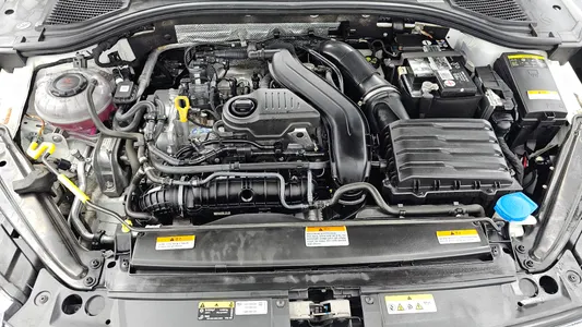 Volkswagen 7 1.5 TSI 2022 6