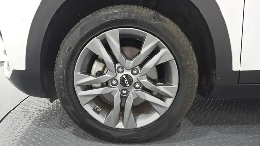 Kia Seltos 1.6 4WD 2022 5