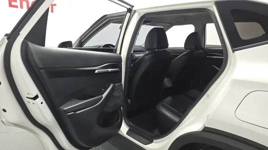 Kia Seltos 1.6 4WD 2022 11