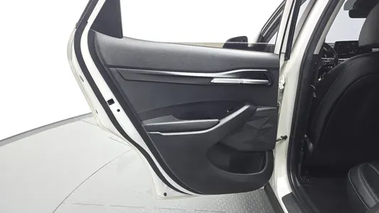 Kia Seltos 1.6 4WD 2022 25