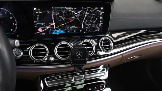 Mercedes-Benz E-Class W213 E450 4MATIC 2022 13