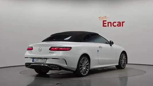 Mercedes-Benz E-Class W213 E450 4MATIC 2023 44