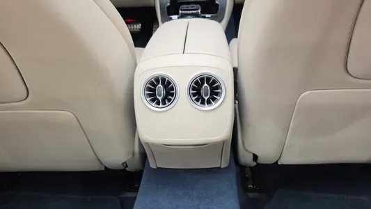 Mercedes-Benz E-Class W213 E450 4MATIC 2023 41