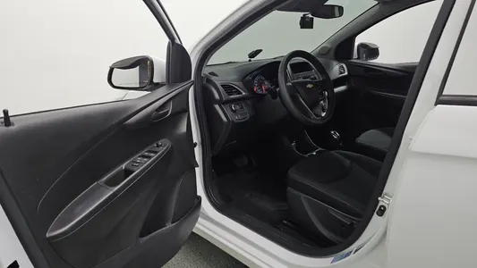 Chevrolet Spark LT 2021 10