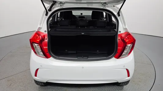Chevrolet Spark LT 2021 16