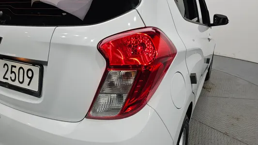 Chevrolet Spark LT 2021 23