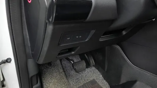 Land Rover 5 2.0 SD4 SE 2019 17