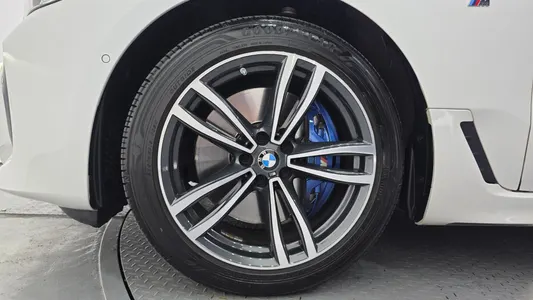 BMW 6 Series GT (G32) 620d M 2024 5
