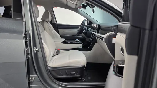 Hyundai (NX4) HEV 1.6 2WD 2024 27