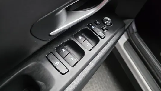 Hyundai (NX4) 2WD 2023 13
