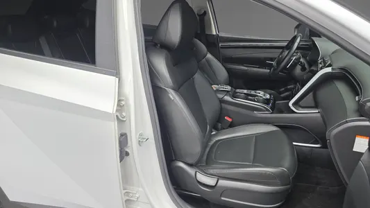 Hyundai (NX4) 2WD 2023 26