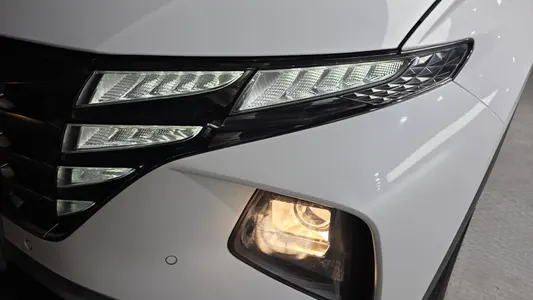 Hyundai (NX4) 2WD 2023 22