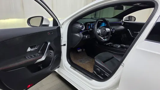 Mercedes-Benz A-Class W177 A250 4MATIC 2022 9