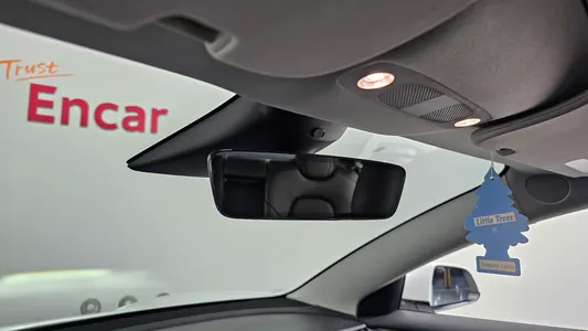 Tesla 3 AWD 2022 28