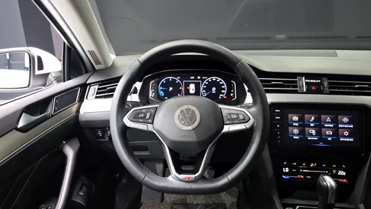 Volkswagen GT(B8) 2.0 TDI 2021 13