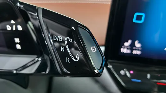 Volkswagen ID.4 2023 8