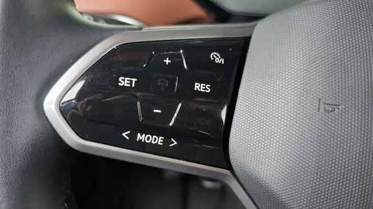 Volkswagen ID.4 2023 19