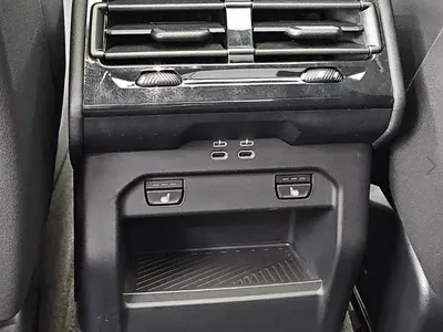 BMW 5 Series (G60) 520i 2026 12