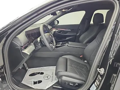 BMW 5 Series (G60) 520i 2026 10