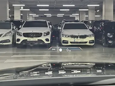 BMW 5 Series (G60) 520i 2026 18